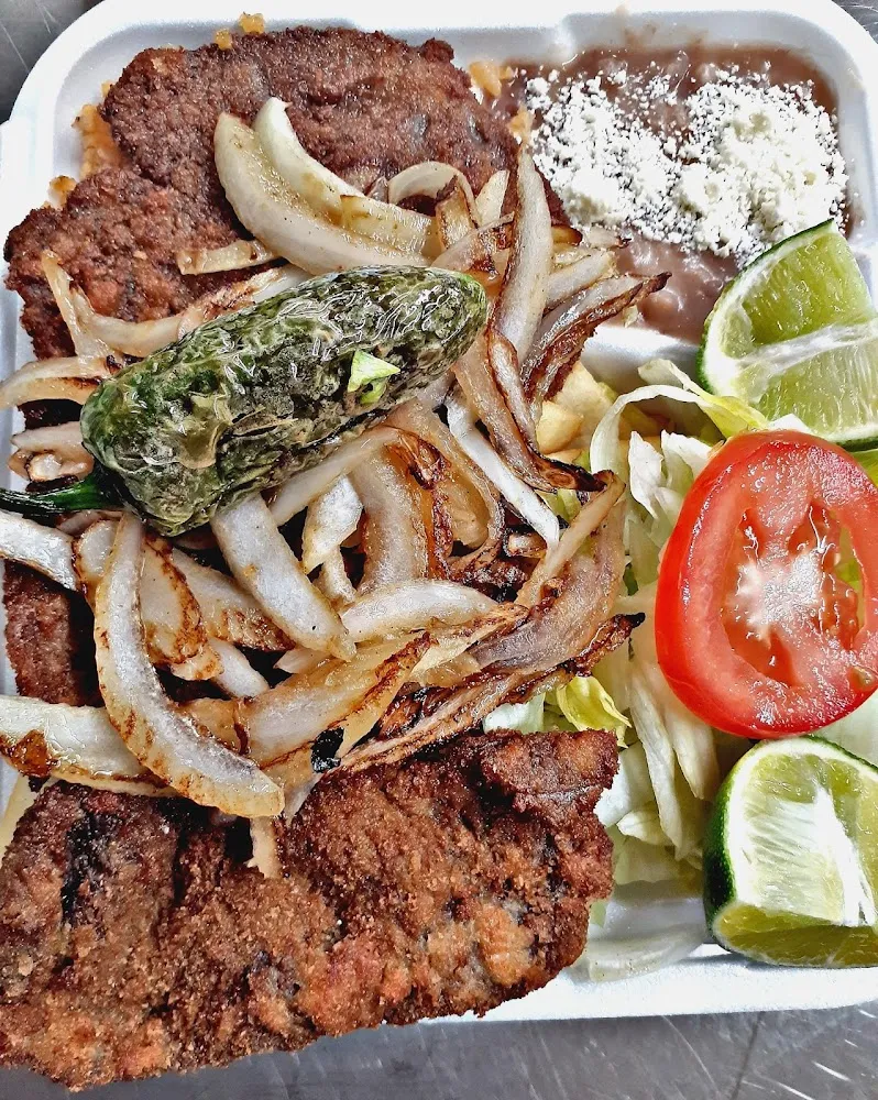 Plato de Milanesa de Res